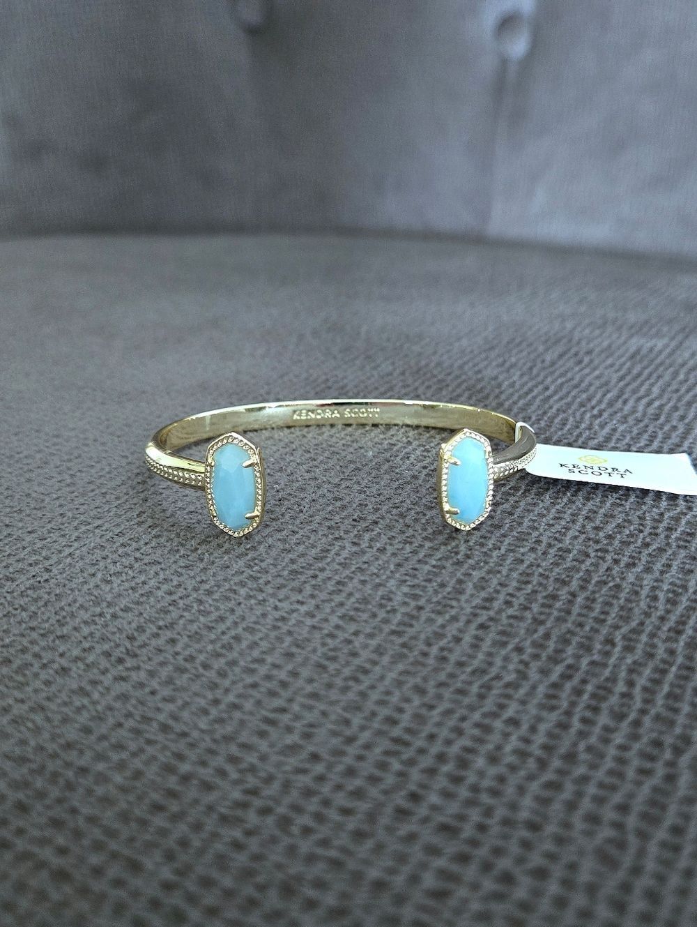 Kendra Scott Gold💛 "Elton" Cuff Bracelet with Amazonite Stones - NWT - Picture 2 of 16